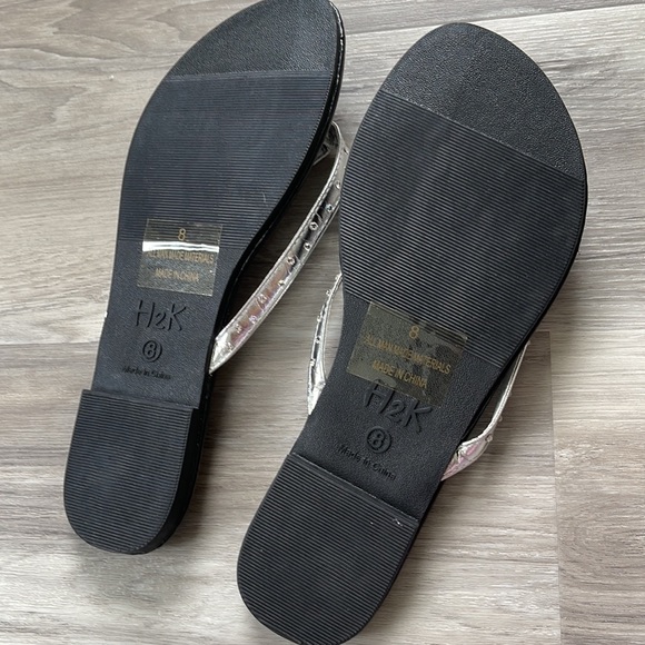 Bling flip flops - Picture 6 of 8